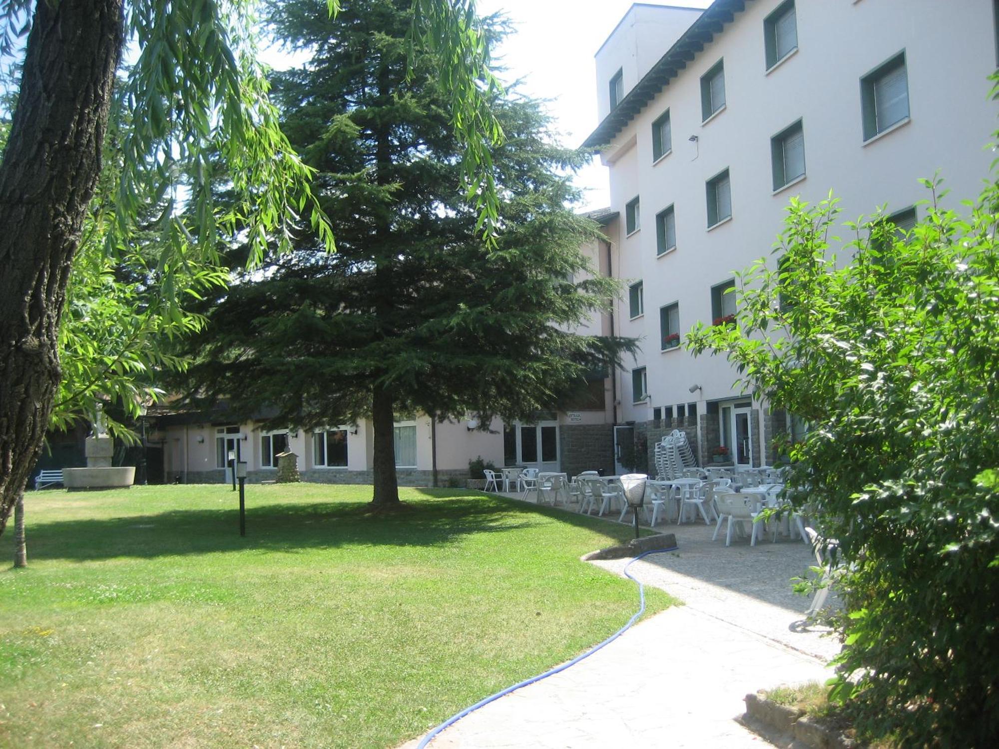 Hotel La Pardina Sabiñánigo Zewnętrze zdjęcie
